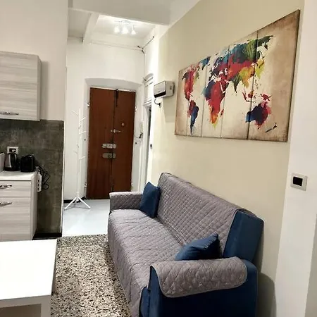 Ridi Che Ti Passa In Vico Del Fieno Apartmán *