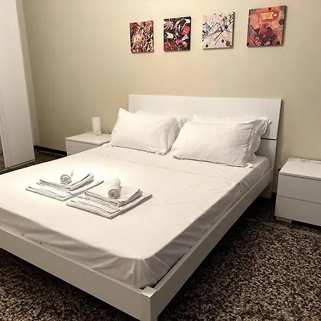 Ridi Che Ti Passa In Vico Del Fieno Apartamento Génova